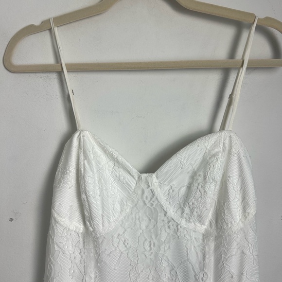 NEW Lulus Elaborate Love White Lace Bustier Tiered High-Low Maxi Dress Size XS - Picture 9 of 12